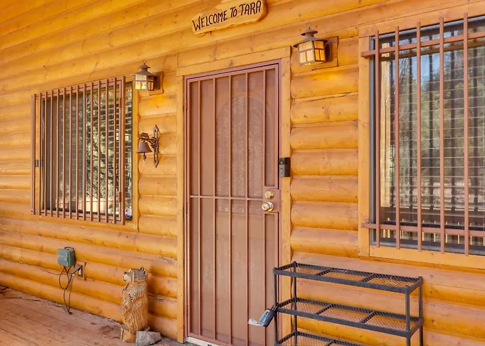 Dog-friendly With Wraparound Porch! Holiday home *